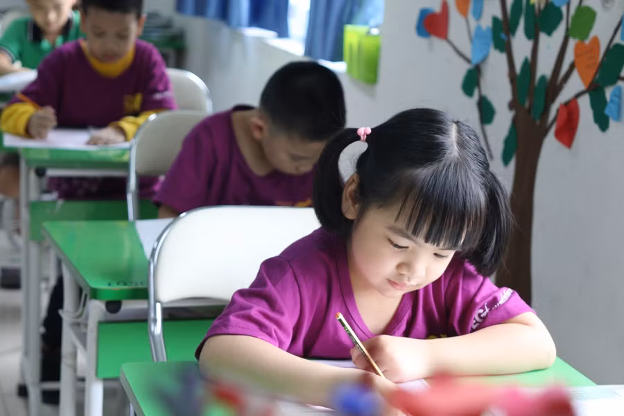 Các thí sinh tự tin làm bài thi