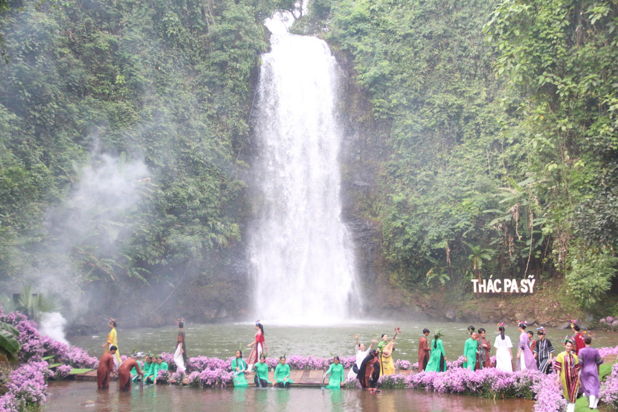 Thông qua chương trình, huyện Kon Plông mong muốn sẽ góp phần giữ gìn, tôn vinh và phát huy các giá trị bản sắc văn hóa của đồng bào các dân tộc thiểu số Tây Nguyên