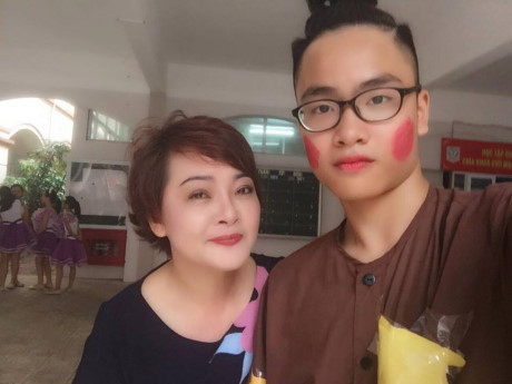 Nghe si Tra My lan dau tien bat mi so thich tu hoi... con gai - Anh 2