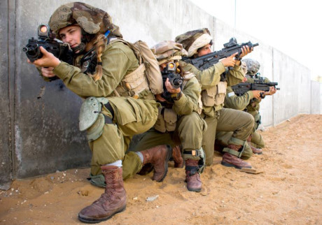 Chết mê mệt nhan sắc nữ phi công Quân đội Israel - Ảnh 12 Chet me met nhan sac nu phi cong Quan doi Israel - Anh 12