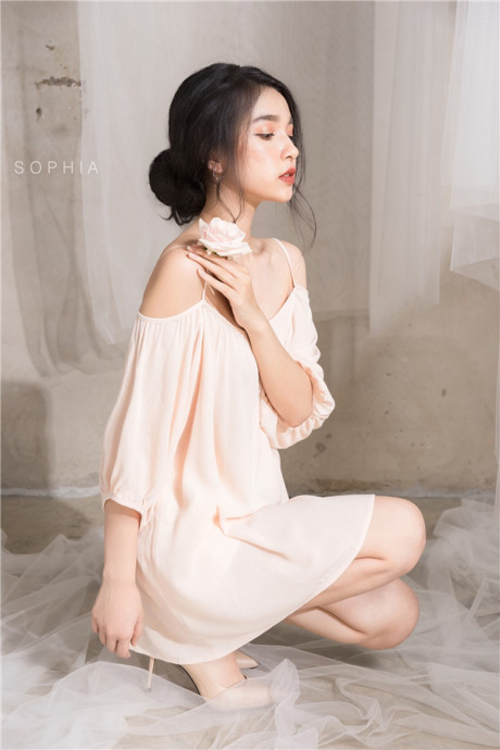 Co nang 9X pho Nui xinh nhu gai lai Tay - Anh 1