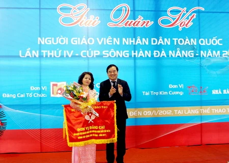 Khai mạc Giải quần vợt &quot;Người giáo viên nhân dân&quot;