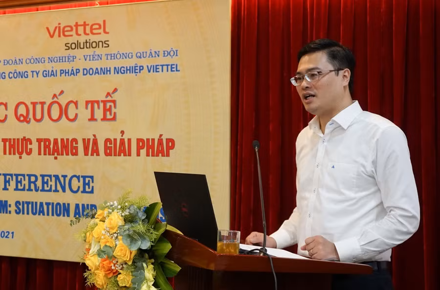 TS Đặng Văn Huấn tham luận tại hội thảo