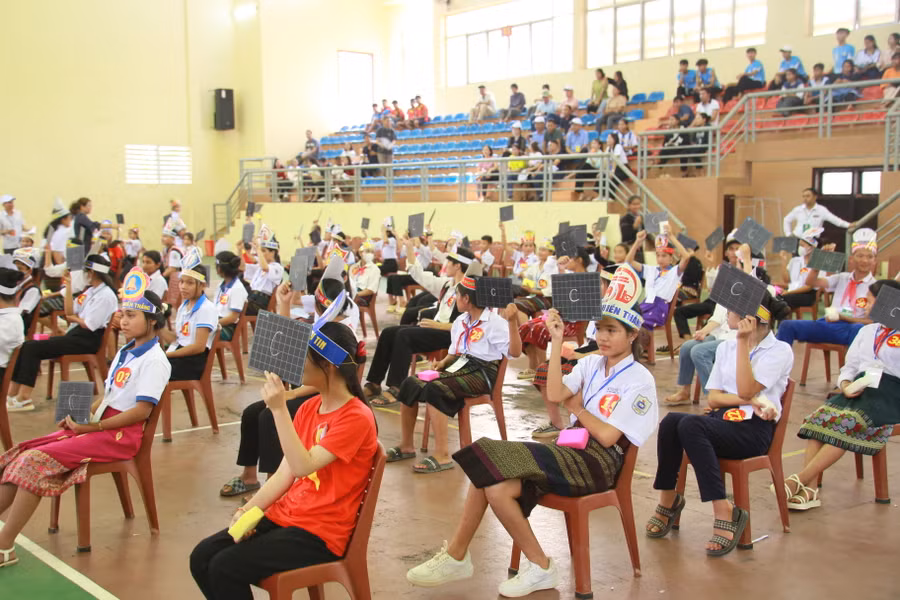 Thí sinh sẽ trả lời các câu hỏi của Ban tổ chức cuộc thi đưa ra trong 15 giây.