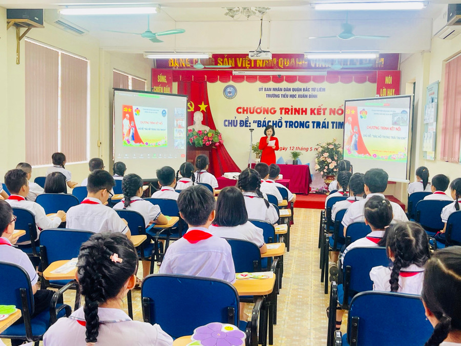 Chương trình giáo dục tinh thần đoàn kết nhằm tạo sân chơi lành mạnh bổ ích cho học sinh.