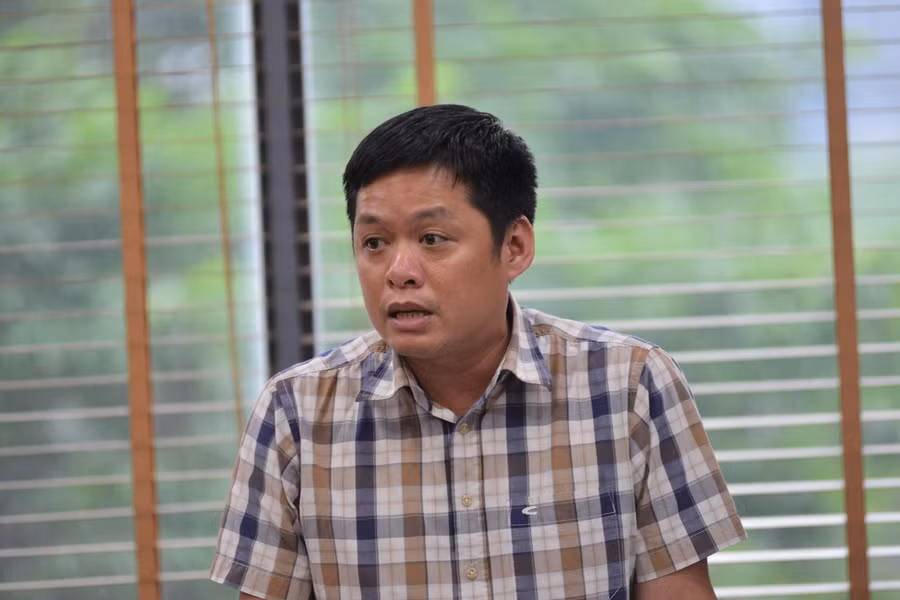 Ông Nguyễn Tư Long – Phó Vụ trưởng Vụ công chức – viên chức, Bộ Nội vụ thông tin tại buổi họp báo