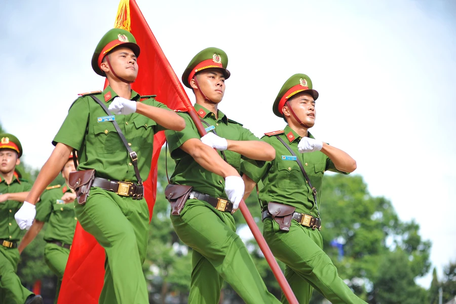 Trong nhiều năm qua, dù không còn chiến tranh nhưng năm nào cũng đều có những chiến sĩ công an phải “đổ máu” giữa thời bình.