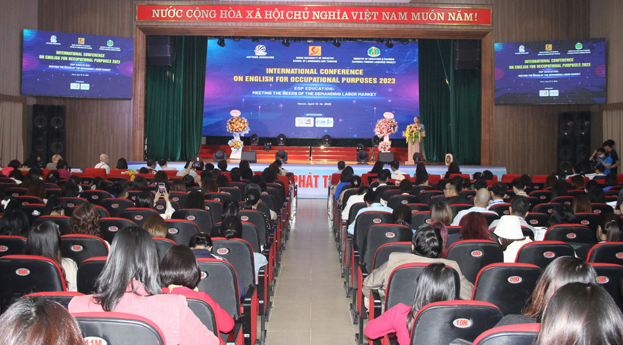 Toàn cảnh hội thảo. Toàn cảnh hội thảo.