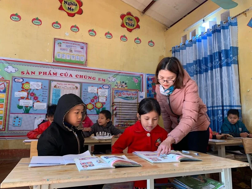 Bỏ quy định giáo viên phải có chứng chỉ bồi dưỡng theo tiêu chuẩn CDNN theo hạng. Ảnh minh họa/internet.