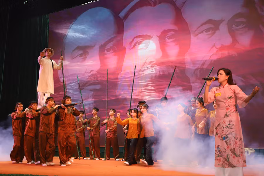 Hoạt cảnh của một đội tại hội thi.