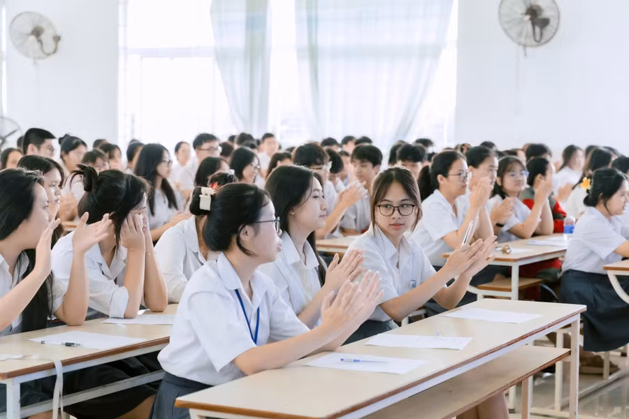 Học sinh Trường Tiểu học, THCS & THPT Victory. (Ảnh: HN)