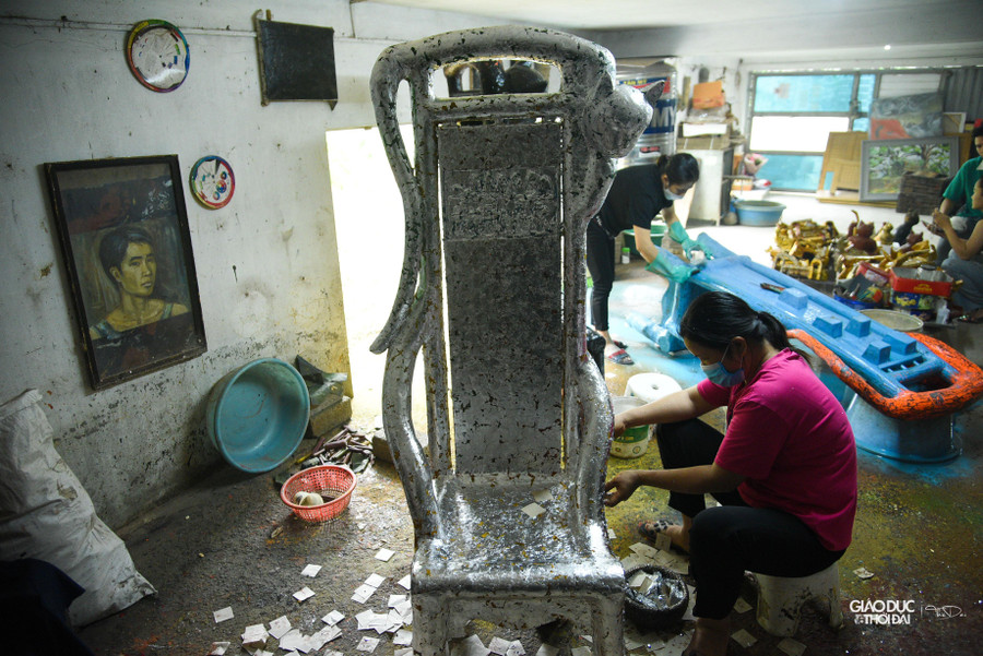 Nghệ nhân đã sử dụng hình tượng chú mèo quen thuộc trong ca dao, trong các câu chuyện dân gian để đưa vào bộ sưu tập.