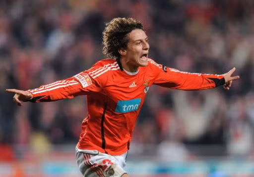 Chelsea quyết tâm mua David Luiz