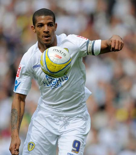 Jermaine Beckford sẽ tỏa sáng trong màu áo Everton? 9.jpg