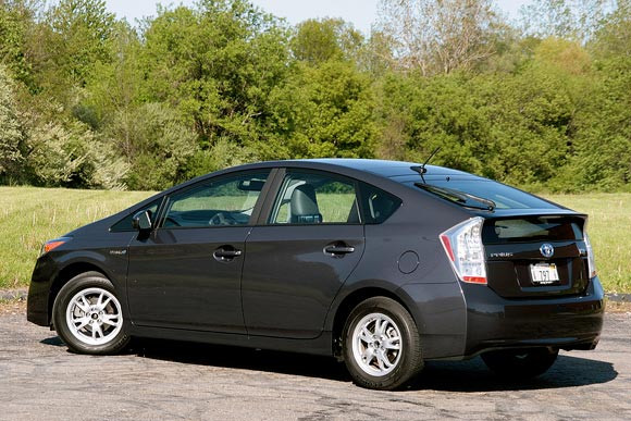 Prius thế hệ thứ 3 đời 2010.