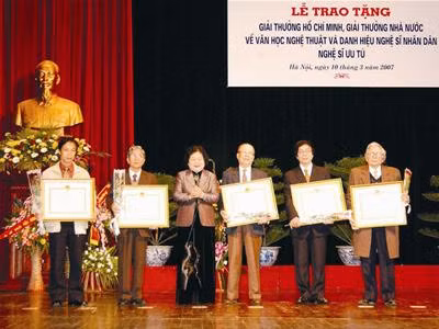 tiêu chuẩn xét NSND, NSƯT cũng có nhiều cải tiến theo hướng cởi mở hơn