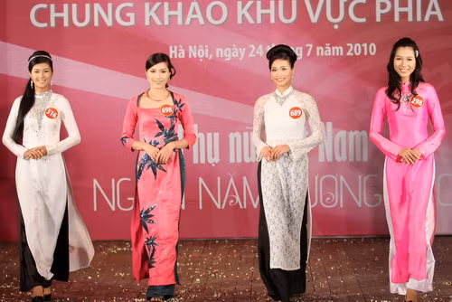 Phần thi trang phục áo dài