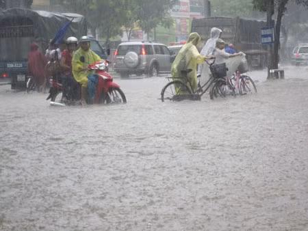 Với nhiều kinh nghiệm, những ai còn đang tham gia giao thông cố thoát cho nhanh không thì...trở v