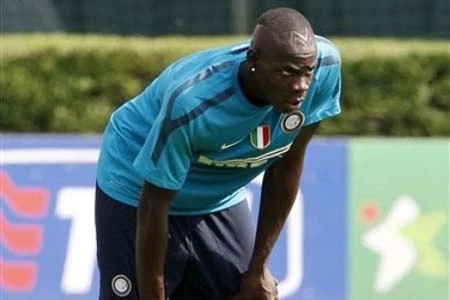 HLV Mancini: Balotelli sẽ đến Man City trong 48 giờ tới