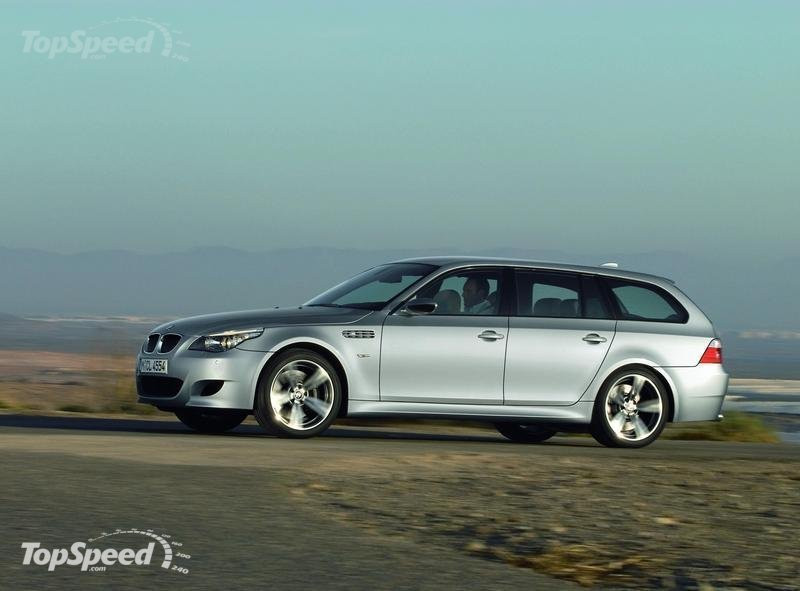 Top 10 xe hơi không dành cho thị trường Mỹ ảnh 10 1. BMW M5 Touring