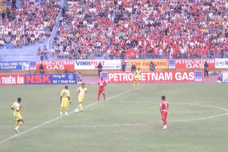 Timothy lập hattrick, HP Hà Nội hạ gục XM Hải Phòng