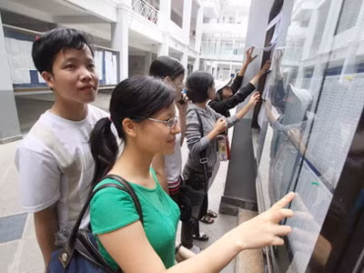 ĐH Ngoại thương "gặt hái" 70 điểm 10