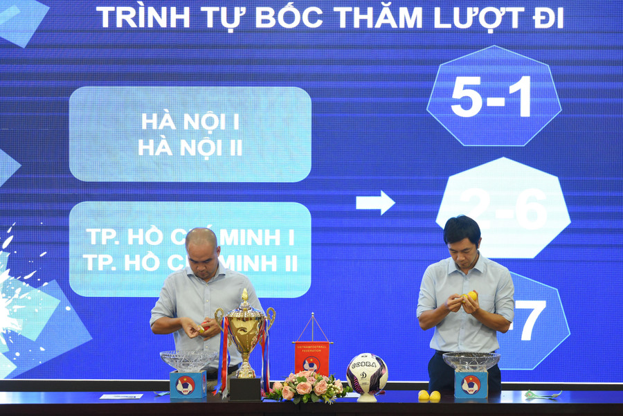 Lễ bốc thăm xếp lịch thi đấu giải bóng đá nữ VĐQG – Cúp Thái Sơn Bắc 2022. Lễ bốc thăm xếp lịch thi đấu giải bóng đá nữ VĐQG – Cúp Thái Sơn Bắc 2022.