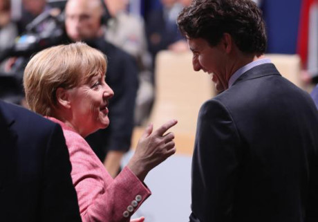 Nụ cười ấm áp và vẻ lịch lãm của Thủ tướng Canada - Ảnh 7 Nu cuoi am ap va ve lich lam cua Thu tuong Canada - Anh 7