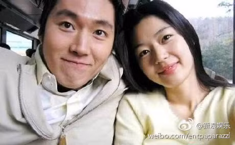 Jun Ji Hyun lan dau bi bat gap di mua sam cung chong - Anh 3