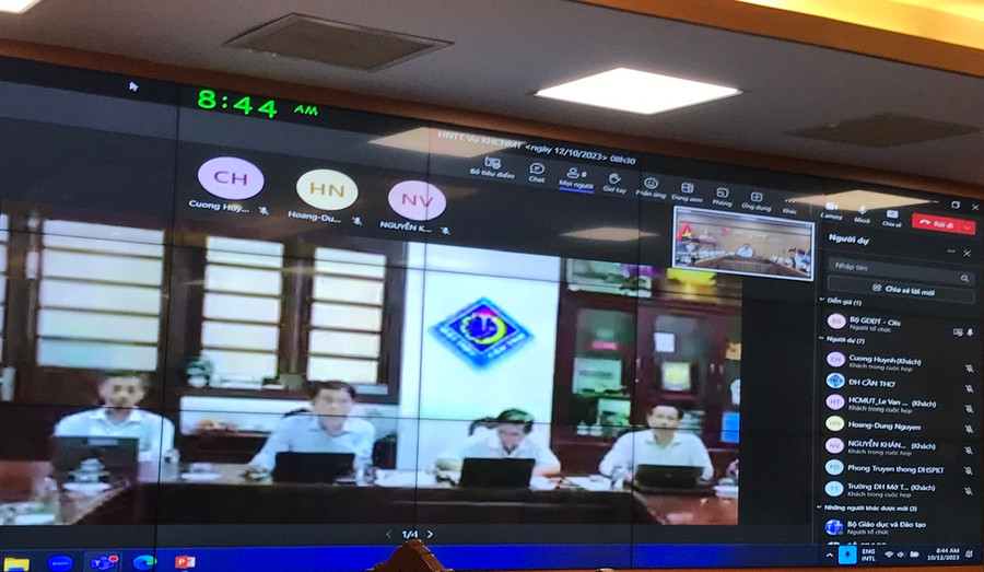 Đại biểu các trường đại học tham dự trực tuyến tại các điểm cầu.