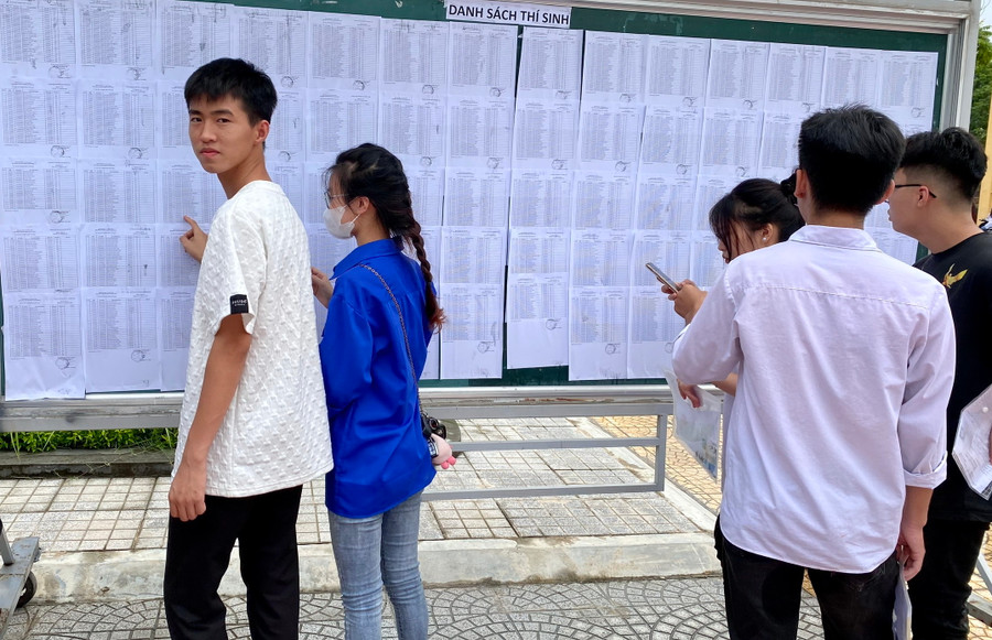 Nhiều thí sinh Hải Dương hy vọng đề thi “dễ thở” hơn môn Toán.