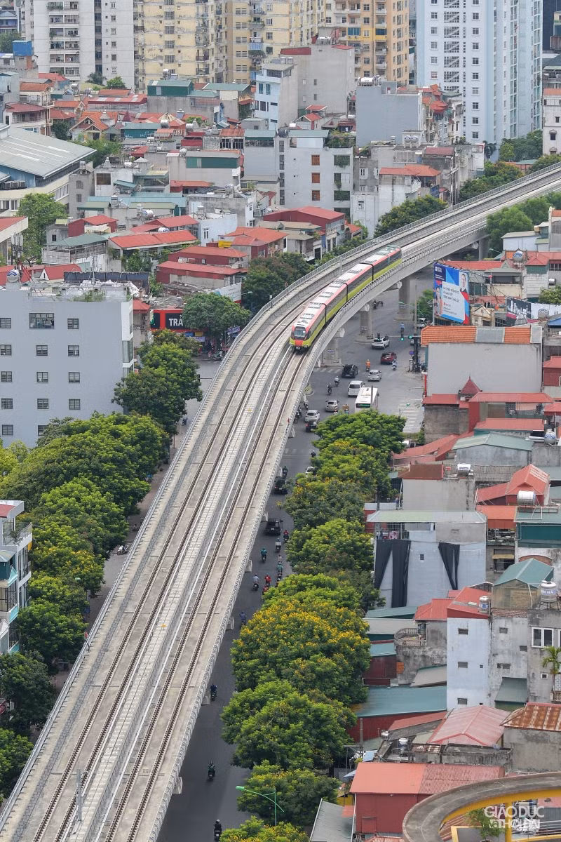 Hiện dự án đường sắt đô thị Nhổn - ga Hà Nội nhận được 6/10 đoàn tàu và đang trong giai đoạn thử nghiệm liên động hệ thống...