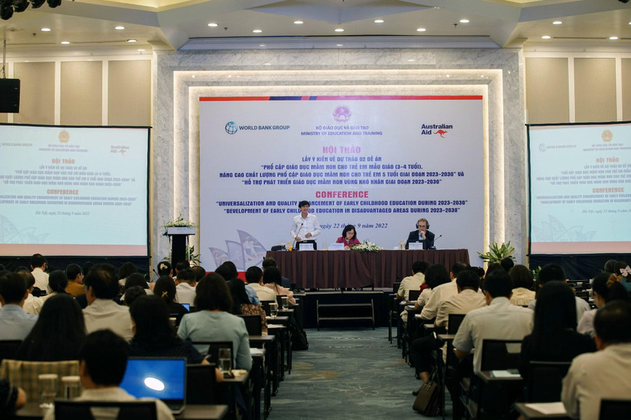 Vụ trưởng Vụ GDMN Nguyễn Bá Minh ghi nhận những ý kiến đề xuất của đại biểu. Vụ trưởng Vụ GDMN Nguyễn Bá Minh ghi nhận những ý kiến đề xuất của đại biểu.