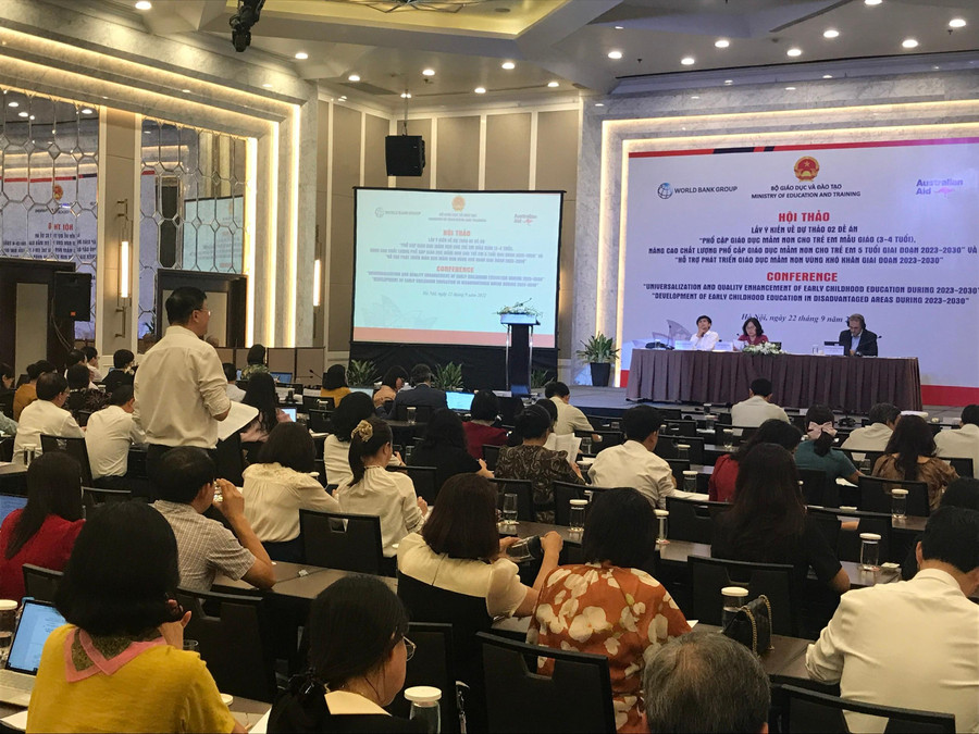 Các góp ý, đề xuất của đại biểu thể hiện tinh thần trách nhiệm cao. Các góp ý, đề xuất của đại biểu thể hiện tinh thần trách nhiệm cao.