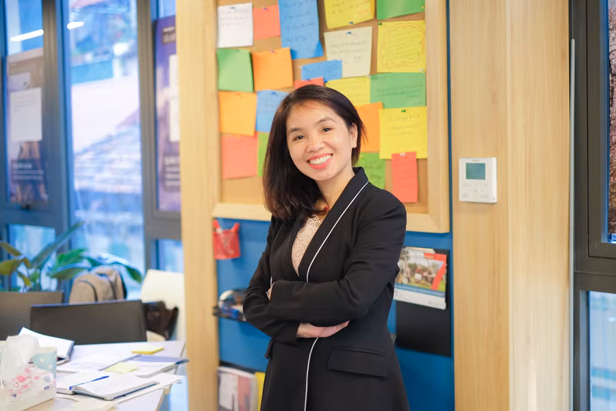 Cô Bùi Thanh Anh - Hiệu trưởng Trường Mầm non song ngữ MerryStar cho biết mình và đồng nghiệp hết sức vui mừng và chờ mong sớm có Luật Nhà giáo.