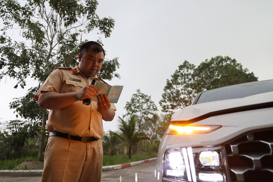 Trước đó vào tối 10/3, các trung tâm đăng kiểm thuộc lực lượng công an cũng được yêu cầu kết nối dữ liệu với Bộ Giao thông Vận tải để có thể hỗ trợ kịp thời khi có đề nghị. Trước đó vào tối 10/3, các trung tâm đăng kiểm thuộc lực lượng công an cũng được yêu cầu kết nối dữ liệu với Bộ Giao thông Vận tải để có thể hỗ trợ kịp thời khi có đề nghị.