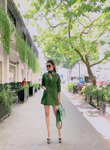 Bạn sẽ già chát nếu diện hot-trend xanh rêu như thế này - Ảnh 7 Ban se gia chat neu dien hot-trend xanh reu nhu the nay - Anh 7