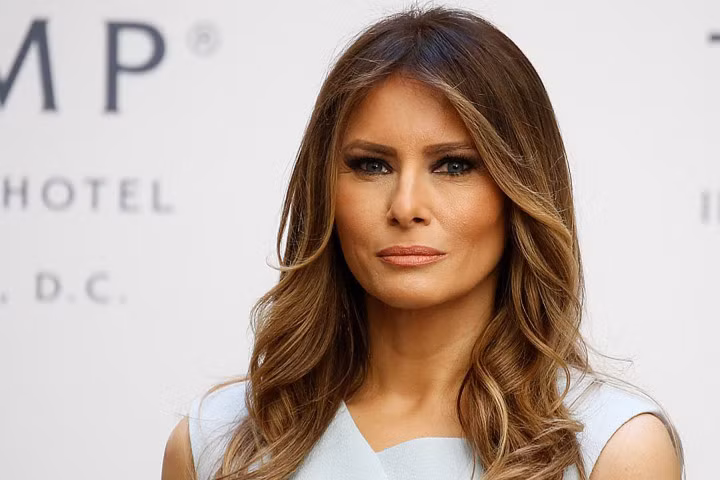 Tân Đệ nhất phu nhân Hoa Kỳ Melania Trump: Một mình một dáng
