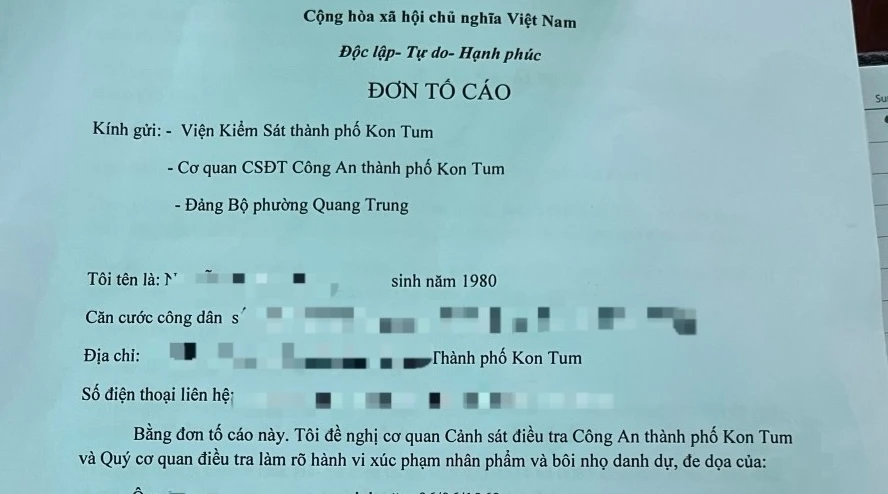 Bà N.T.T.H gửi đơn tố cáo đến các cơ quan chức năng, mong muốn điều tra, xử lý người đe dọa, phát tán hình ảnh nóng.