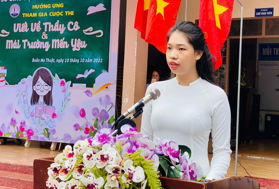 Đại diện học sinh, học viên, sinh viên hưởng ứng Cuộc thi. Đại diện học sinh, học viên, sinh viên hưởng ứng Cuộc thi.