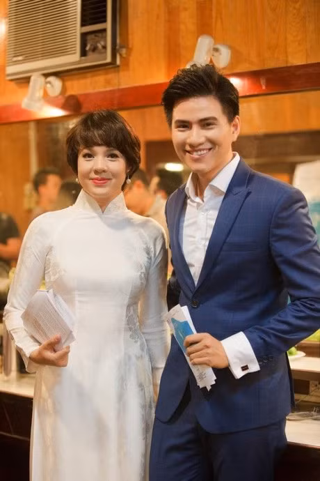 Nguong mo nhan sac 20 nam khong doi cua MC Diem Quynh - Anh 12