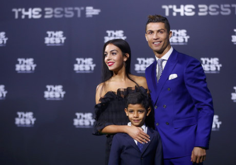 Nhan sắc người mẫu từ chối tình cảm của Ronaldo - Ảnh 1 Nhan sac nguoi mau tu choi tinh cam cua Ronaldo - Anh 1