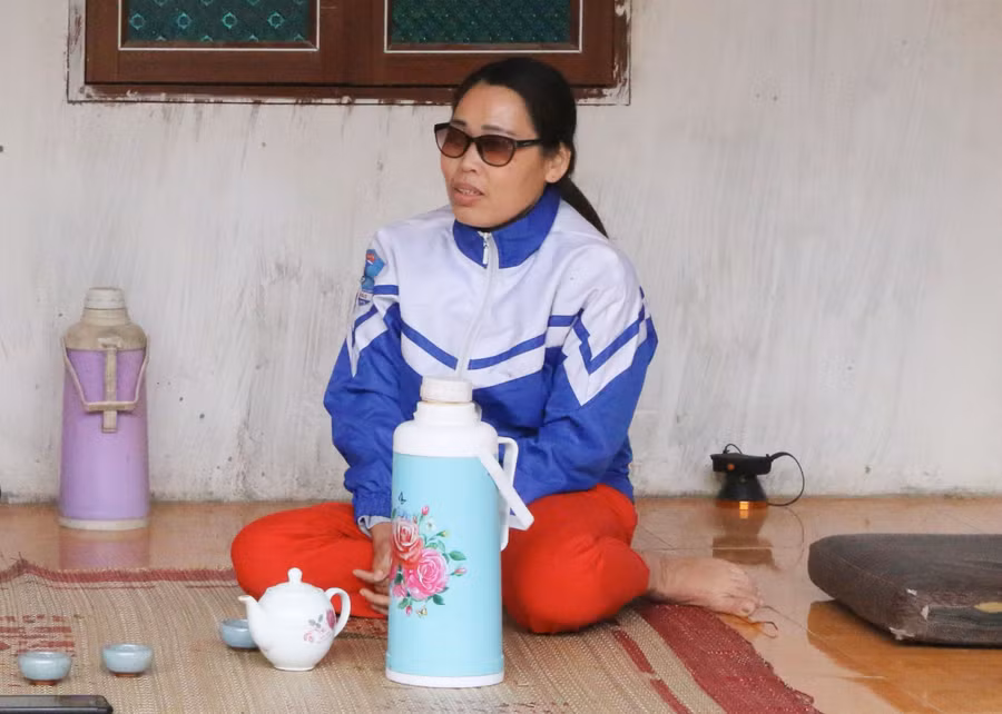 Chị Bùi Thị Nhâm bị hỏng 1 mắt, tổn thương gần 70% sức khỏe sau 2 lần bị tạt axit