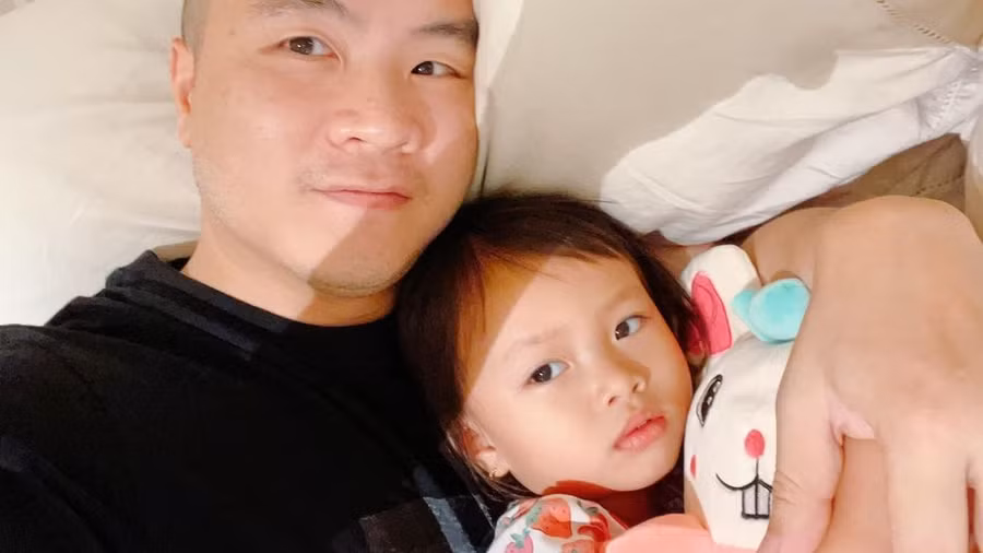 Hình ảnh dễ thương của bé Sóc - con nuôi thứ 8 của NTK Đỗ Mạnh Cường