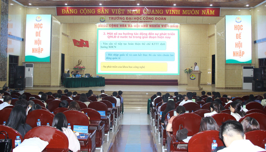 Toàn cảnh Hội thảo. Toàn cảnh Hội thảo.