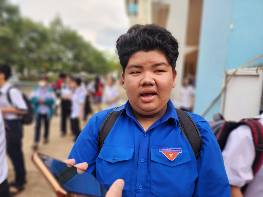 Em Huỳnh Ngọc Thịnh đánh giá rất cao đề Văn năm nay. (Ảnh: TT)