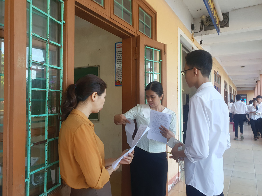 Thí sinh được gọi vào phòng thi sớm.