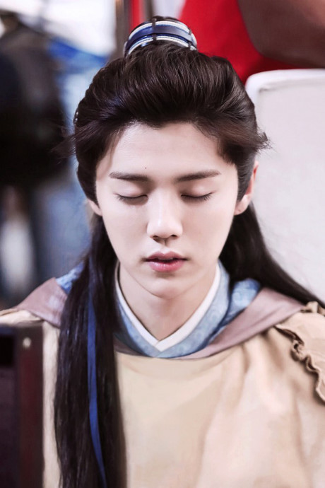 Dep tu co trang den hien dai, 6 my nam Hoa ngu nay nhu 