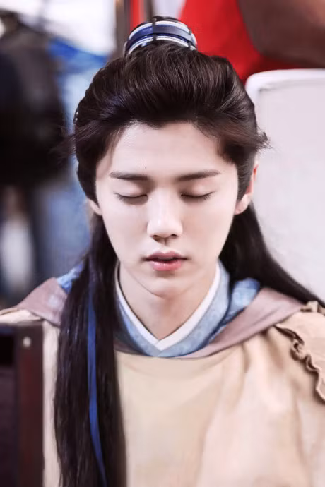 Dep tu co trang den hien dai, 6 my nam Hoa ngu nay nhu 