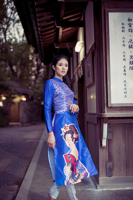 Hoa hậu Ngọc Hân khoe sắc với áo dài ở Nhật Bản - Ảnh 1 Hoa hau Ngoc Han khoe sac voi ao dai o Nhat Ban - Anh 1
